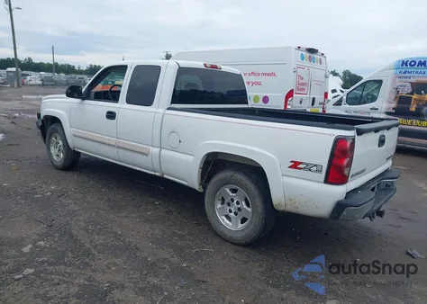 2004 Chevrolet Silverado 1500 Z71 из США, поврежденный, VIN 2GCEK19T841298178